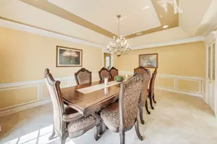 1920 Wedgewood Dr, Lake Forest, IL 60045 - Photo 7