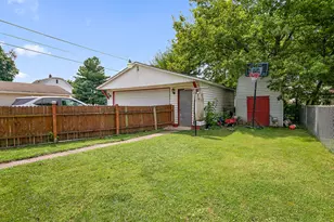 971 N Cleveland St, Kankakee, IL 60901 - Photo 19