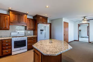 35588 2300 N Ave, Mendota, IL 61342 - Photo 13