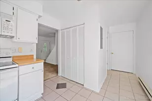 635 James St, Hinckley, IL 60520 - Photo 11