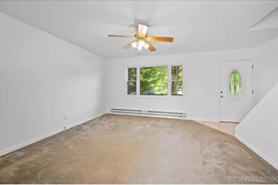 635 James Street, Hinckley, IL 60520 - Photo 5