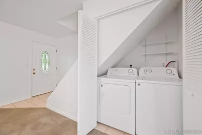 635 James Street, Hinckley, IL 60520 - Photo 13