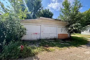 233 N Edward St, Decatur, IL 62522 - Photo 31