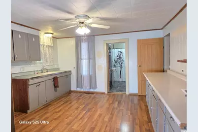 1715 N 4th, Quincy, IL 62301 - Photo 7