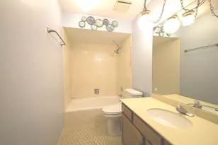 13154 N Country Club Ct, Palos Heights, IL 60463 - Photo 9