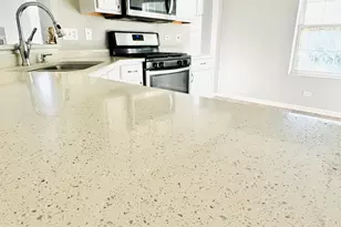 2866 Stonewater Dr, Naperville, IL 60564 - Photo 9