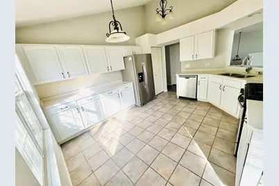 2866 Stonewater Drive, Naperville, IL 60564 - Photo 7