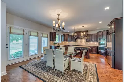 2918 Hapner Way, Batavia, IL 60510 - Photo 9