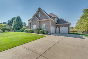 2918 Hapner Way, Batavia, IL 60510 - Photo 3