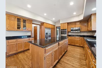 22835 S Woodcrest Lane, Kildeer, IL 60047 - Photo 3