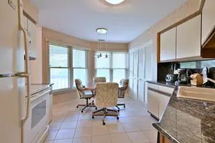 5 Willow Pkwy, Buffalo Grove, IL 60089 - Photo 13