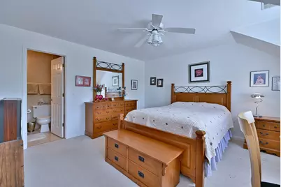 5 Willow Parkway #5, Buffalo Grove, IL 60089 - Photo 7