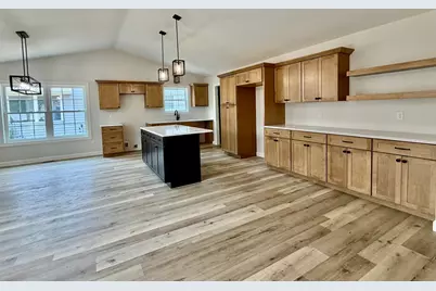 1421 North Ridge Drive, Rock Falls, IL 61071 - Photo 5