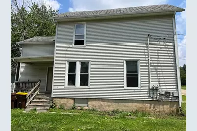 110-112 E Frank Street, Freeport, IL 61032 - Photo 3