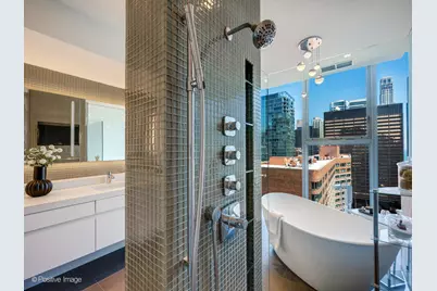 550 N St Clair Street #2402, Chicago, IL 60611 - Photo 25