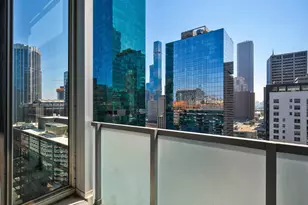 550 N St Clair St, Chicago, IL 60611 - Photo 33