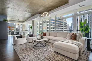 550 N St Clair St, Chicago, IL 60611 - Photo 7