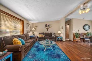 132 Cardinal Ln, Sandwich, IL 60548 - Photo 3