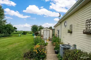 132 Cardinal Ln, Sandwich, IL 60548 - Photo 15