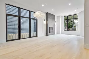 2055 W Race Ave, Chicago, IL 60612 - Photo 9