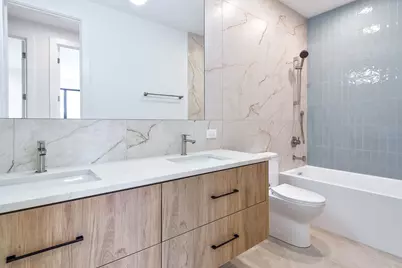 2055 W Race Avenue, Chicago, IL 60612 - Photo 19