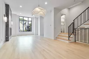 2055 W Race Ave, Chicago, IL 60612 - Photo 11