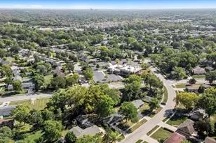 455 Mohave St, Hoffman Estates, IL 60169 - Photo 5