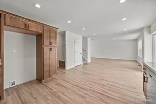 611 Apple Valley Rd, Harvard, IL 60033 - Photo 5