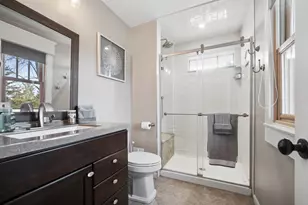 9N930 Koshare Cir, Elgin, IL 60124 - Photo 15