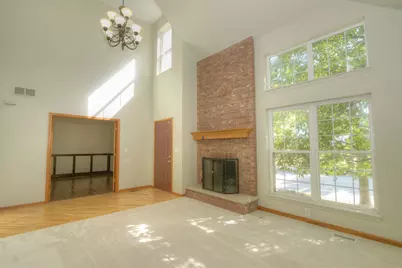 39W380 Armstrong Lane, Geneva, IL 60134 - Photo 5