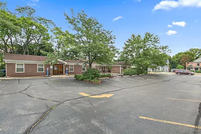 712 W Main Street, Dundee, IL 60118 - Photo 1