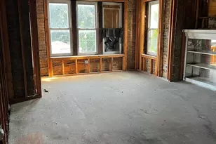 143 W 74th St, Chicago, IL 60621 - Photo 3