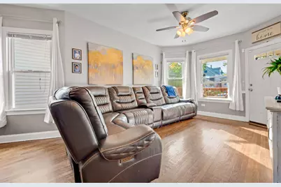 2053 N Lavergne Avenue, Chicago, IL 60639 - Photo 5