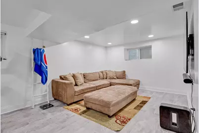 2053 N Lavergne Avenue, Chicago, IL 60639 - Photo 25