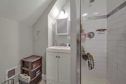 2053 N Lavergne Avenue, Chicago, IL 60639 - Photo 21