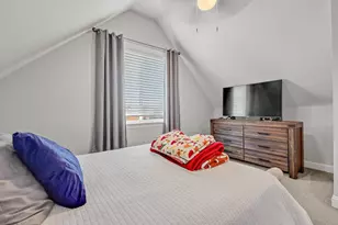 2053 N Lavergne Ave, Chicago, IL 60639 - Photo 23