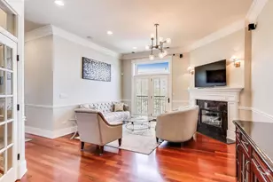 2401 N Janssen Ave, Chicago, IL 60614 - Photo 5