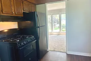 308 Shabbona Dr, Park Forest, IL 60466 - Photo 7