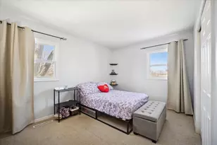 200 Egan Dr, Streamwood, IL 60107 - Photo 9