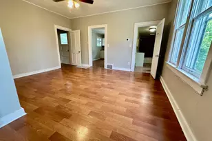 50 Sheridan St, Elgin, IL 60123 - Photo 5