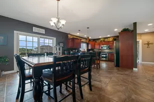 1815 White Pines Dr, Dixon, IL 61021 - Photo 11