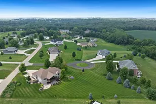 1815 White Pines Dr, Dixon, IL 61021 - Photo 57