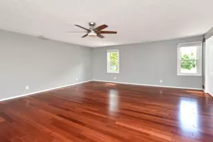 802 S Mercer Ave, Bloomington, IL 61701 - Photo 43