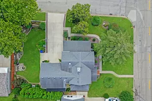 802 S Mercer Ave, Bloomington, IL 61701 - Photo 75