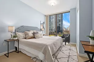 233 E 13th St, Chicago, IL 60605 - Photo 11