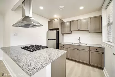 [Address not provided], Chicago, IL 60617 - Photo 3