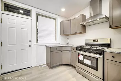 [Address not provided], Chicago, IL 60617 - Photo 9