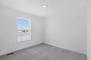 413 Hathaway Ln, Oswego, IL 60543 - Photo 7