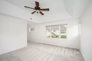 215 Wildflower Ln, La Grange, IL 60525 - Photo 17