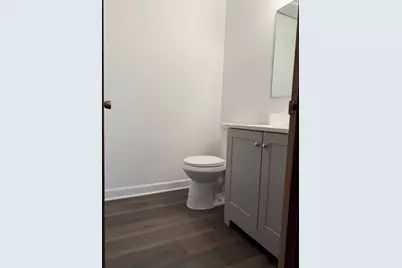 9849 N Gross Point Road, Skokie, IL 60076 - Photo 3